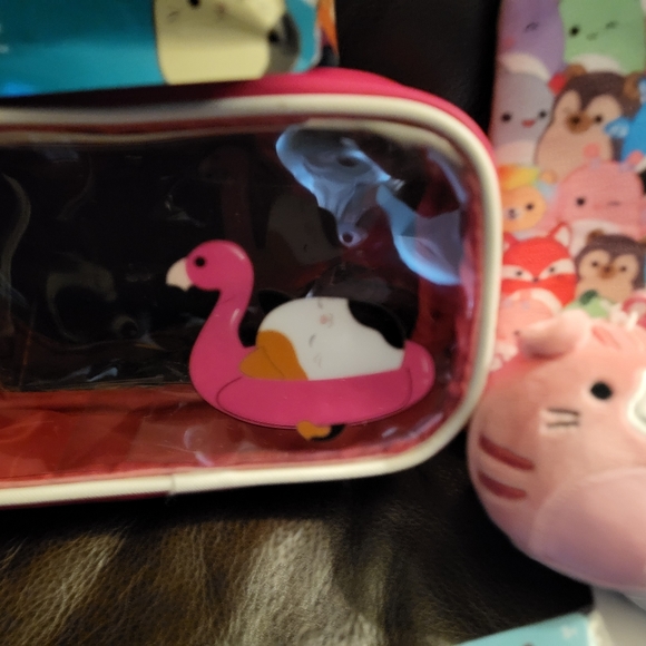 Squishmallows Set of 5. Mystery Bag, Pencil Pouches, Cat Clip, Bracelet + 1 Gift - Picture 5 of 9